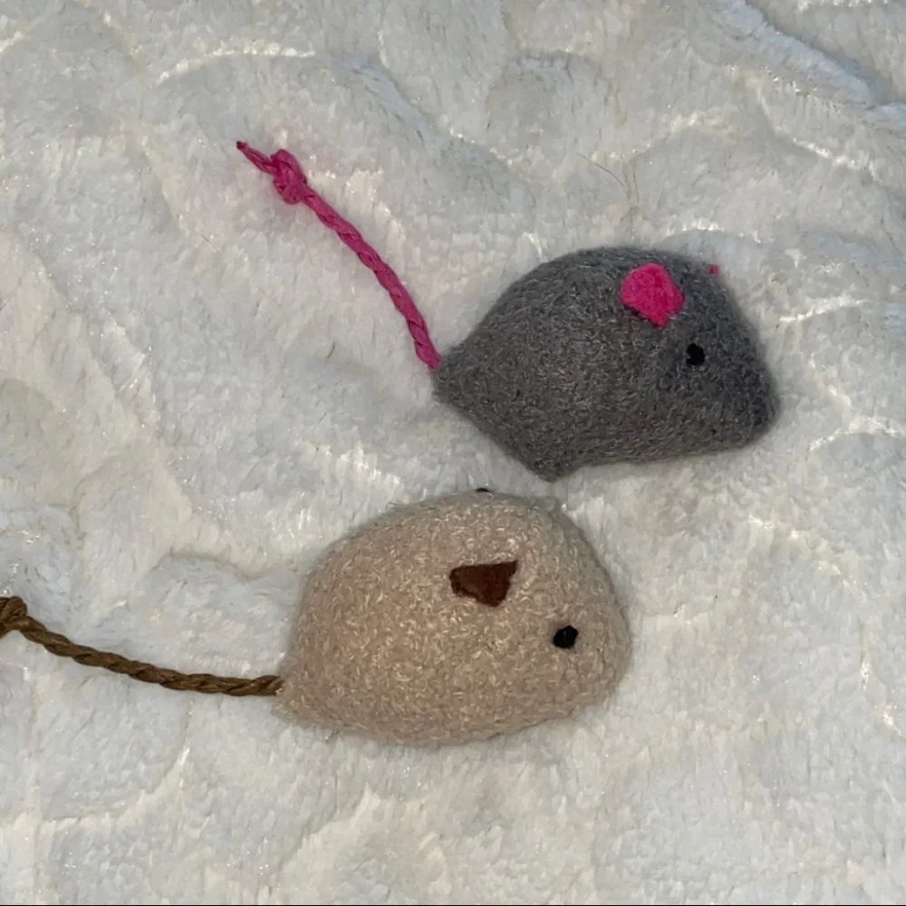 Lot of 2‎ Furry Mice Cat Toys Mouse